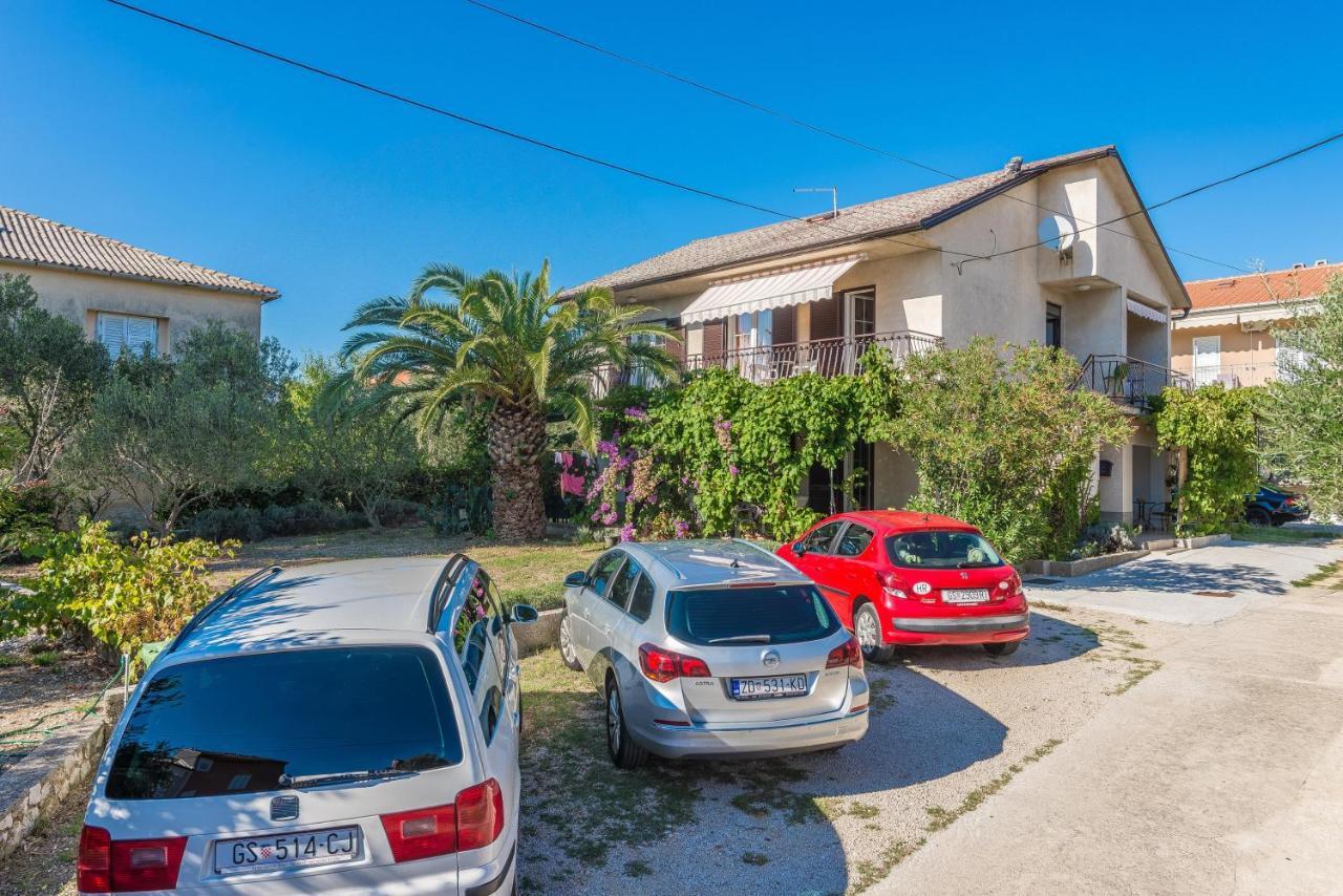 Apartments Navalia Novalja Exterior photo
